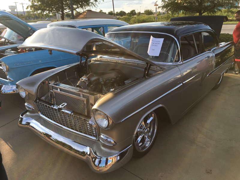 20180902 185923 - Fat Daddys Car Show.jpg